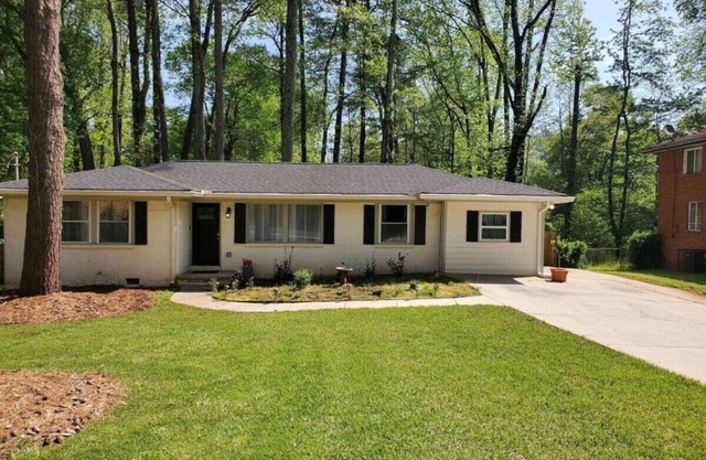 Sunny 2BD 3BA, 10 mins to Square