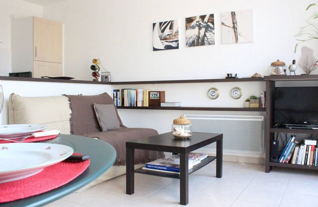 Sunny Balcony Apartment near Beach and Shops - Châtelaillon-Plage