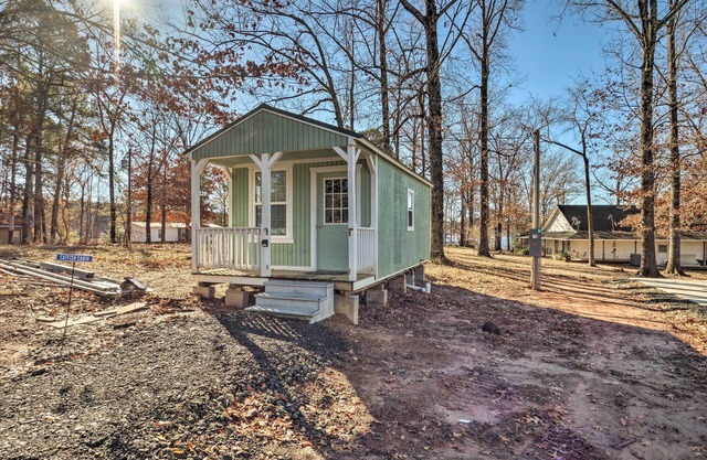 Sunny 'Catfish Cabin' w/Views of Toledo Bend