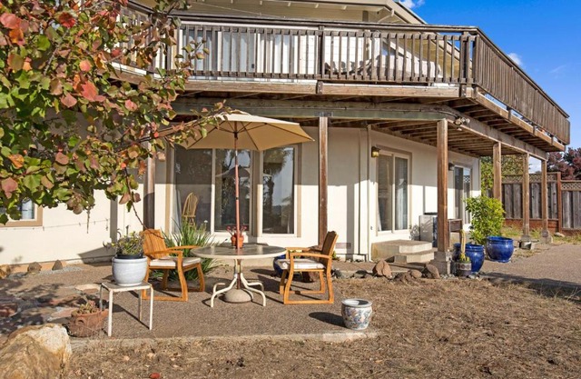 Sunny & Quiet Home Sheltered in Beautiful Aptos! home