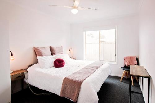 Sunny Shackell - Echuca Moama Holiday Accommodation