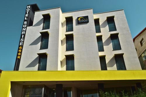 Sunrise Hotel