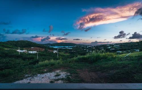 Sunrise Serenity RV - Panoramic Views