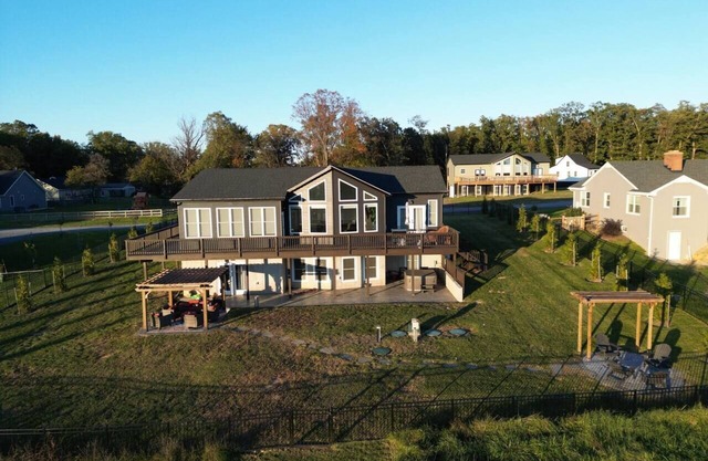 Sunset Haven - 10 min from Skyline Drive. Hot Tub