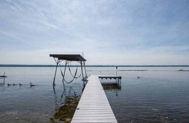 Sunsets and Wine: "Cayuga Lake - East Side Beauty in Aurora!"