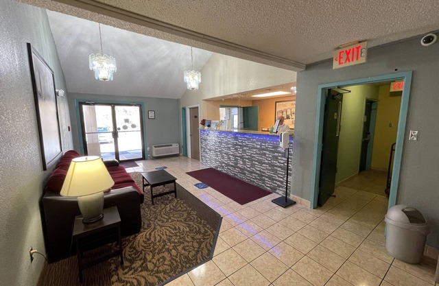 Super 8 by Wyndham Hancock MD