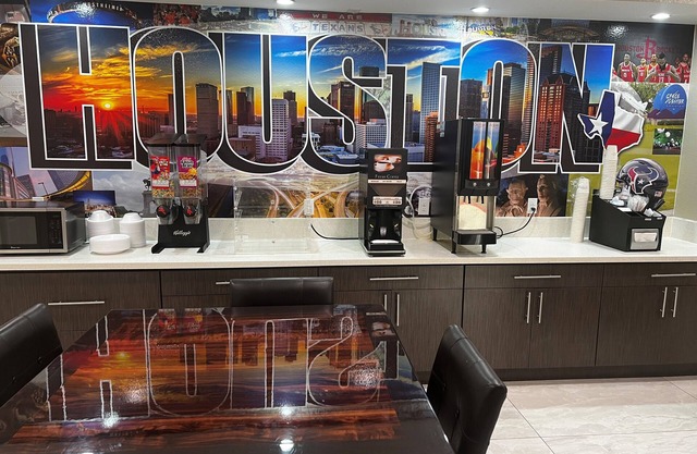 Super 8 by Wyndham Houston Northwest Cypress