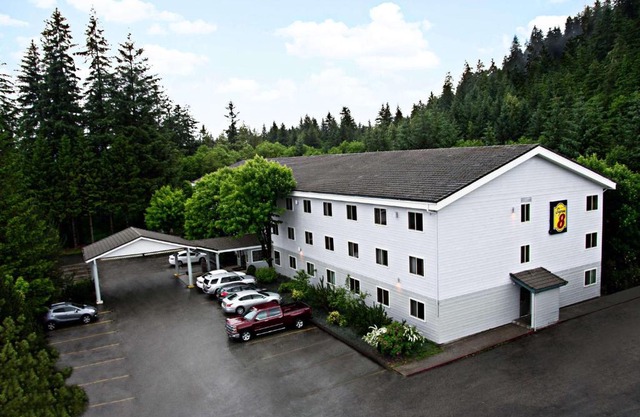 Super 8 by Wyndham Juneau