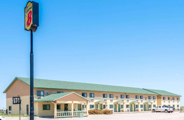 Super 8 by Wyndham Kimball