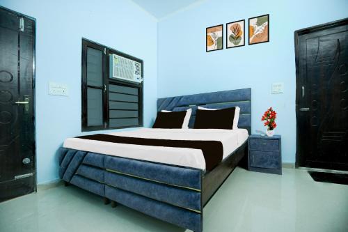 Super Collection O Nayagaon Vikas Nagar