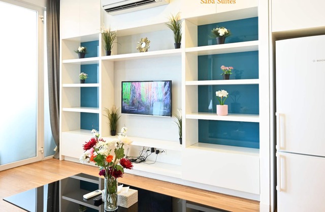 Super Deluxe 1-BR KLCC Twin Towers View Apartment at Platinum KLCC