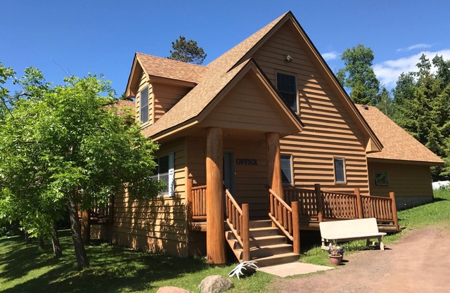 Superior Ridge Resort Motel