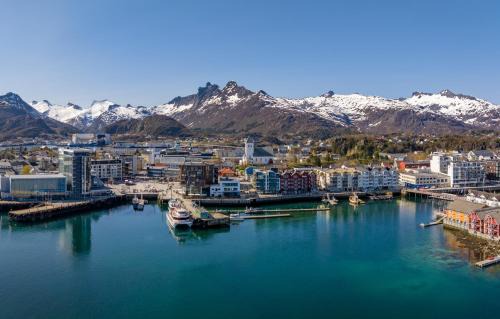 Svolvær Harbour Sea View Apt