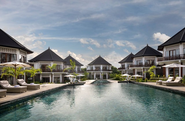 Swan Paradise A Pramana Experience