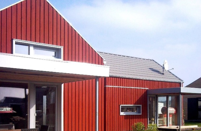Swedish red holiday home "Isi" Baltic Sea beach 500m
