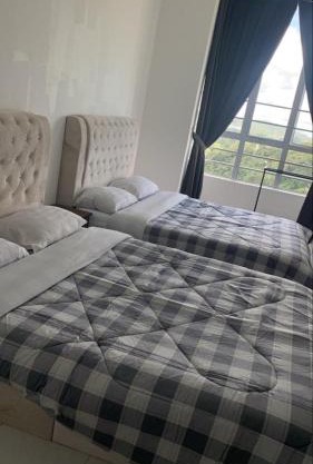 Sweet Home 2 Emerald Avenue 10Pax 912 Wifi