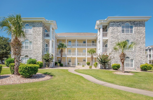 Sweet Magnolia - 2BR Condo w/Pool + Near Beach