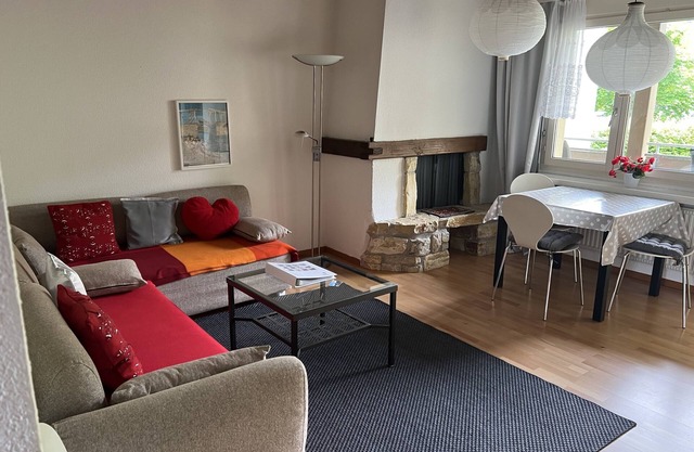 Sympathische 2-zimmerwohnung mit Balkon Hinter dem Thermalbad