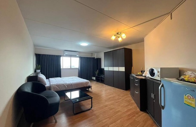 T12 Popular Condo By : hunnity