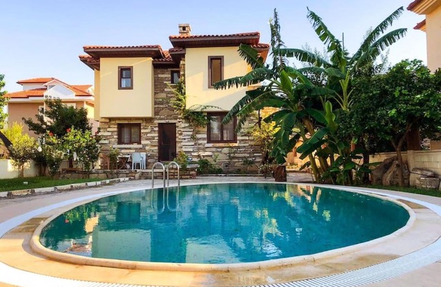 Taş Villa Dalyan center ,detached garden & pool