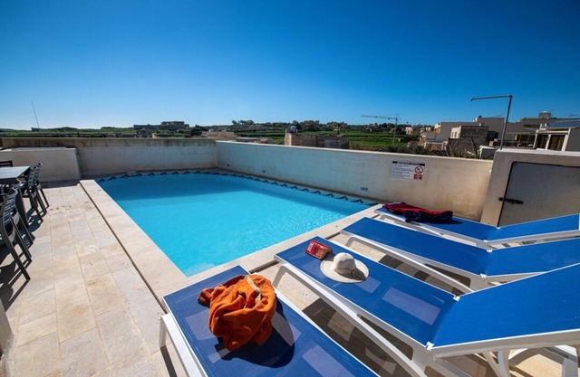Ta' Mari is an eco-friendly duplex with private pool. Views 360 degree.