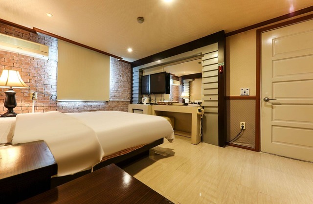 Taean Incaui Jageun Maeul