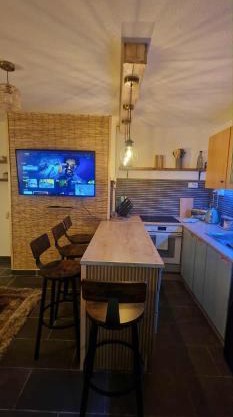 Taff Cottage - Free parking, Fast Wifi, Cosy vibe