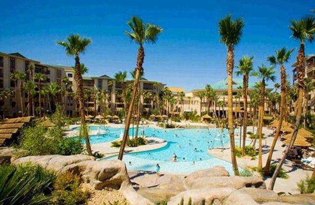 Tahiti Village 2BR - Full Kitchen - Sleeps 8