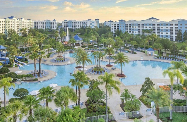 Take the Family to Orlando in this great 2BD in a resort setting with tons of amenities