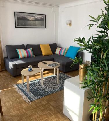 TANGO appartement de charme calme 75m2 6 pers,2 chambres,patio