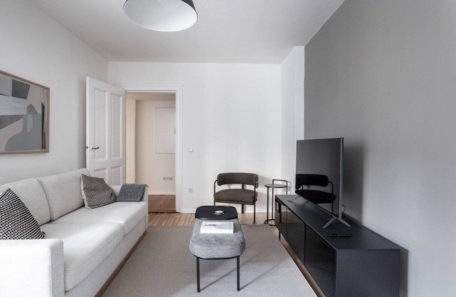 Tasteful Mitte 1BR nr Spree, by Blueground