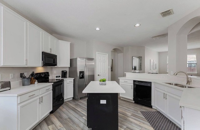 TCH - Cozy 3bd/2ba in Little Elm with Workspace