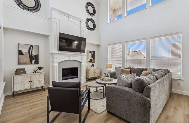 TCH - Spacious 4bd/2.5ba in Prosper with Workspace
