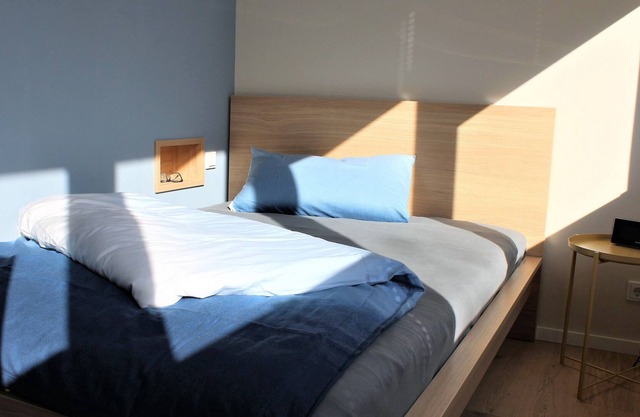 Temporary living 2 minutes from the train station (27 minutes to Frankfurt Hbf)