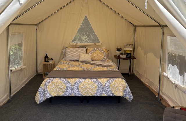 Tentrr Signature Site - Goose at Defenders Retreat - Coleman Outfitted Site