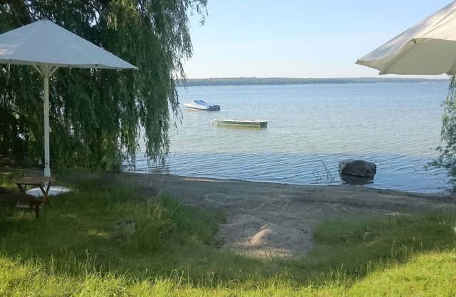 Tern with lake view and terrace, beach, jetty