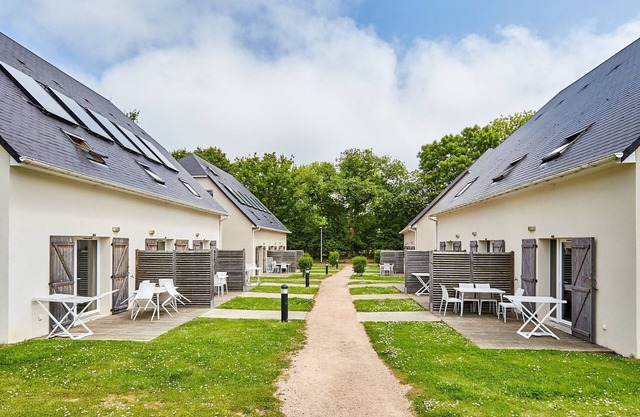 Terrain Multisports + Wi-fi ! Proche de la Plage