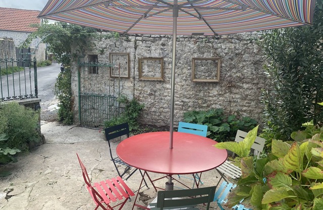The "11", family house (3 bedrooms), D-Day beaches - golf - cycling - fishing
