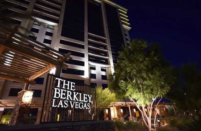 The Berkley LasVegas mins. from the strip very close to the stadium-Condo A