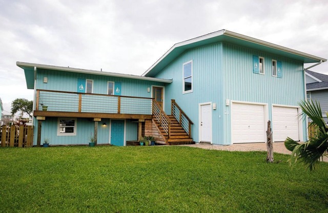 The Boat House: Key Allegro, Water Front, On Canal!