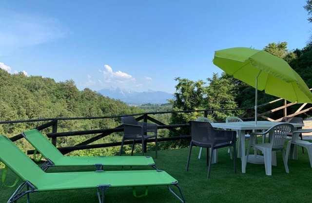 The Borgo di Tresana Ambra, free Wi-Fi, private garden