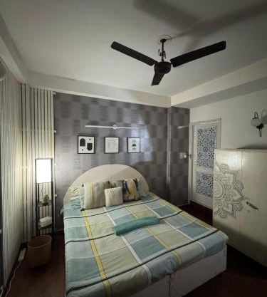 The Budget Room- With Washroom & Kitchenette