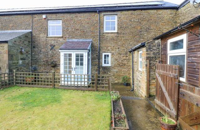THE BYRE, family friendly, with a garden in Allendale