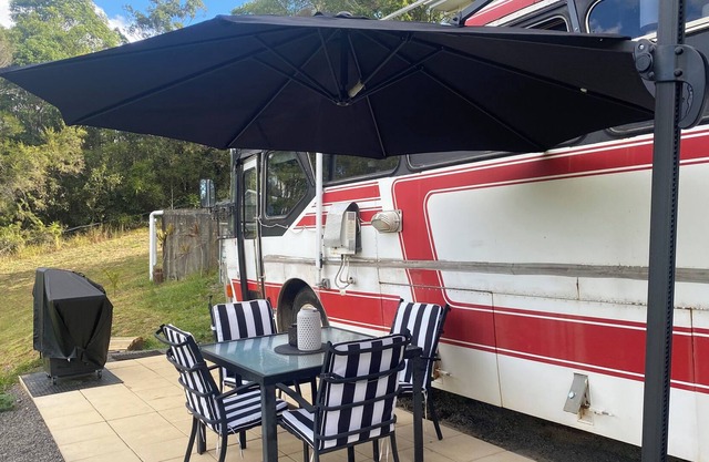The Byron Bus (close to town)