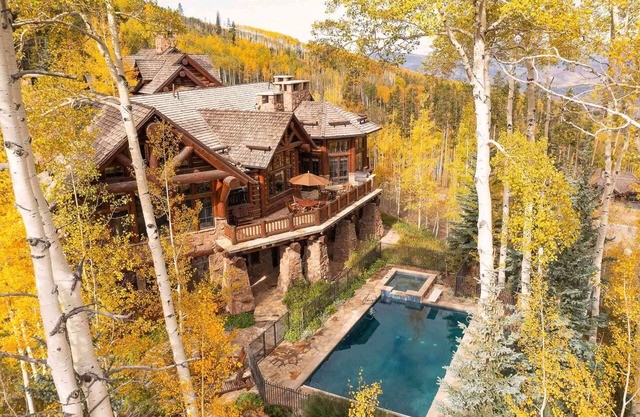 The Cabin by Cuvee | Ski in/Ski Out Luxury Mountain Retreat