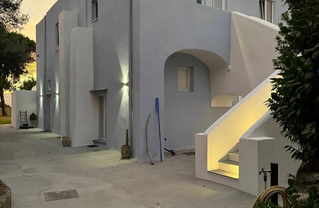 The Carob Tree - Columns