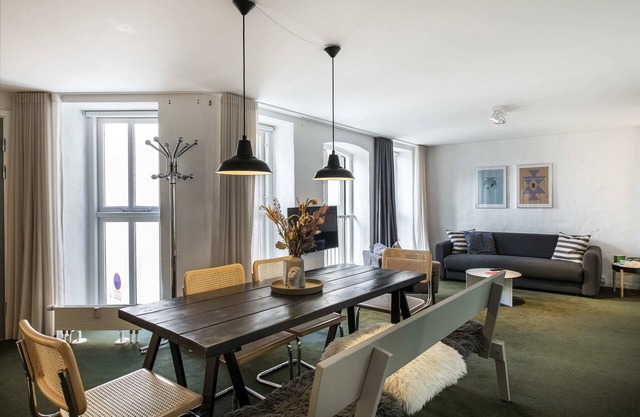 The Churchill 2 by Daniel & Jacob's