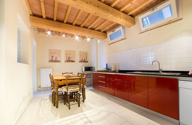 The Citrus Village - Lemon