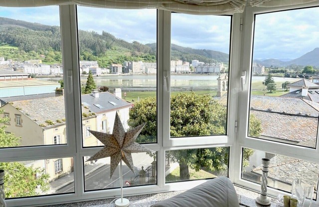 The Cliffs - Passion Eccehomo