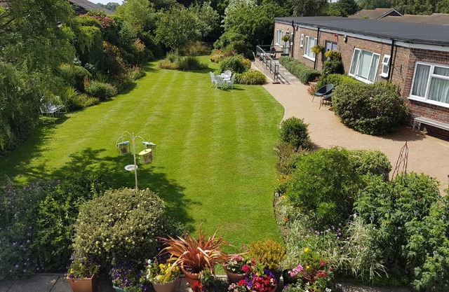 The Coast Yard B & B and Garden Chalets